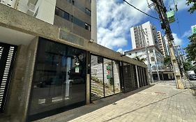 Flat Maria Renda em Boa Viagem - 2 quartos - Poucos metros da praia